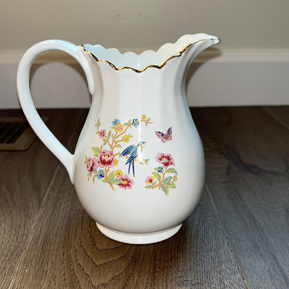 Sadler England mini pitcher